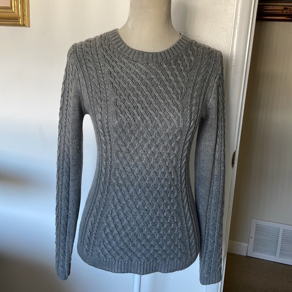Cable Knit Sweater. - Picture 7 of 10